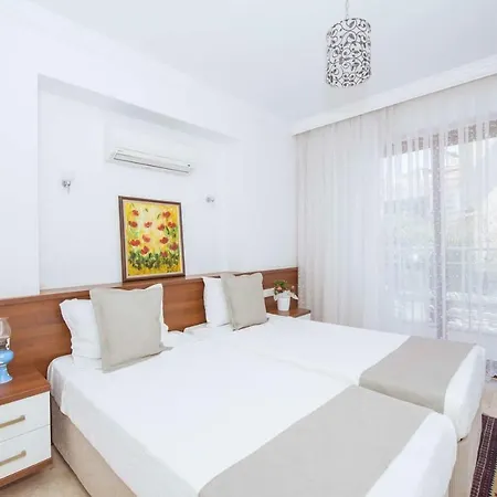 Infinity Aqua Marine Apart B1 Apartment *
